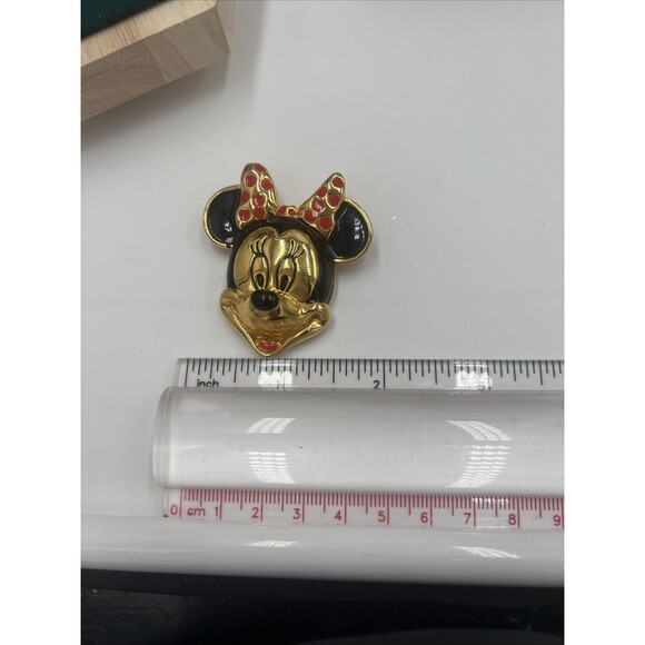 Vintage Minnie Mouse Brooch Pin Disney Gold Tone Large 2 Inches Signed RARE - Picture 7 of 7